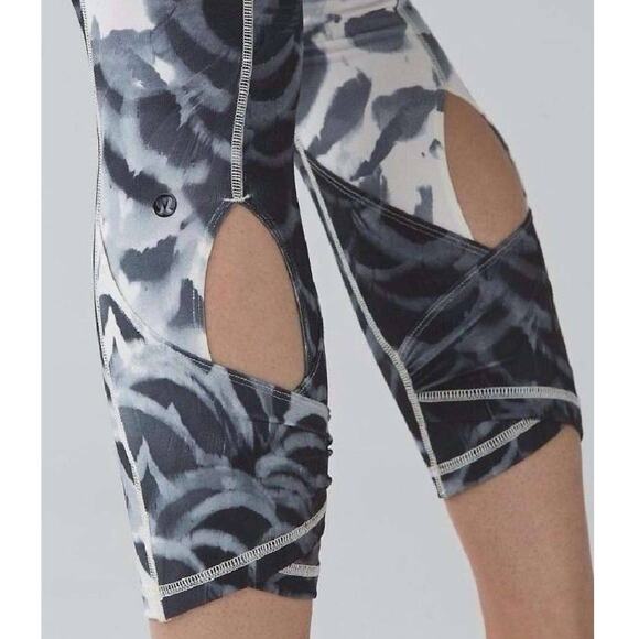 Lululemon Wunder Under Pant SE Dance in Pretty Plume Angel Wing Black Size 4 - Picture 4 of 10